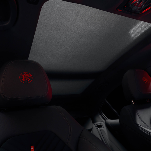 2027 Alfa Romeo Stelvio Luna Rossa Interior